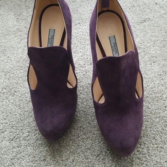 Prada Shoes - New Prada heels